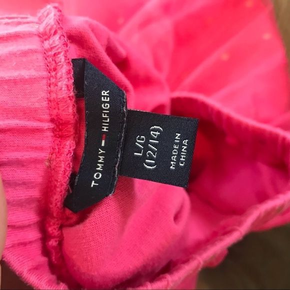 Tommy Hilfiger - Picture 3 of 4